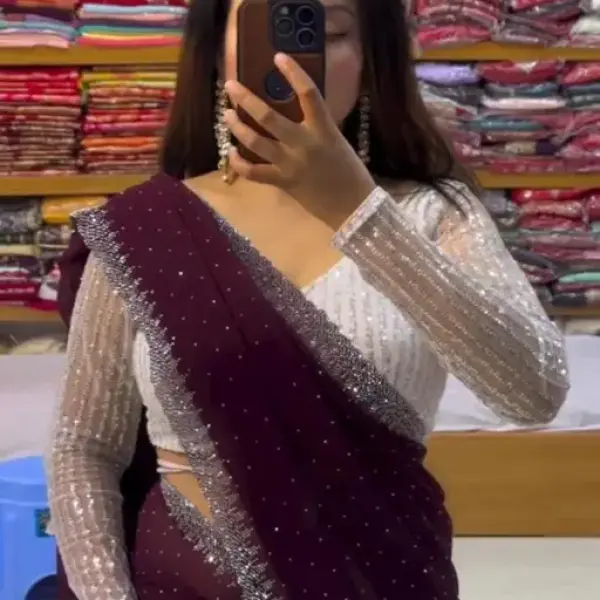 Aakarsha Fashionable Sarees