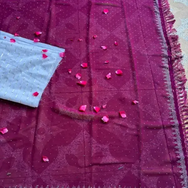 Aakarsha Fashionable Sarees